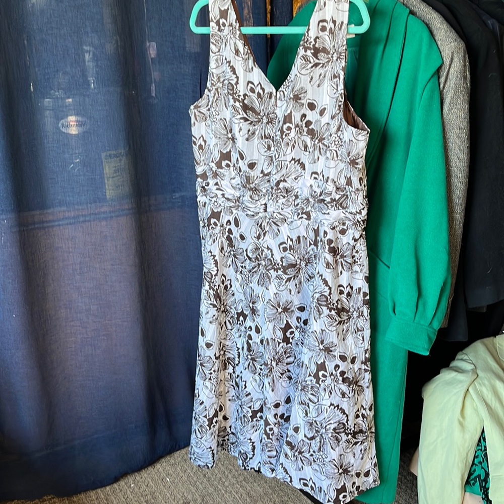 Women’s dress
